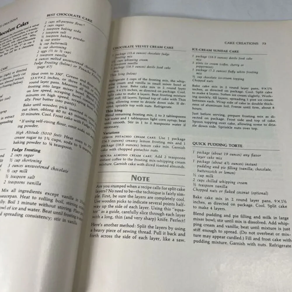 Betty Crocker's Desserts Cookbook Softcover 1978 Excellent Condition‎ Very RARE